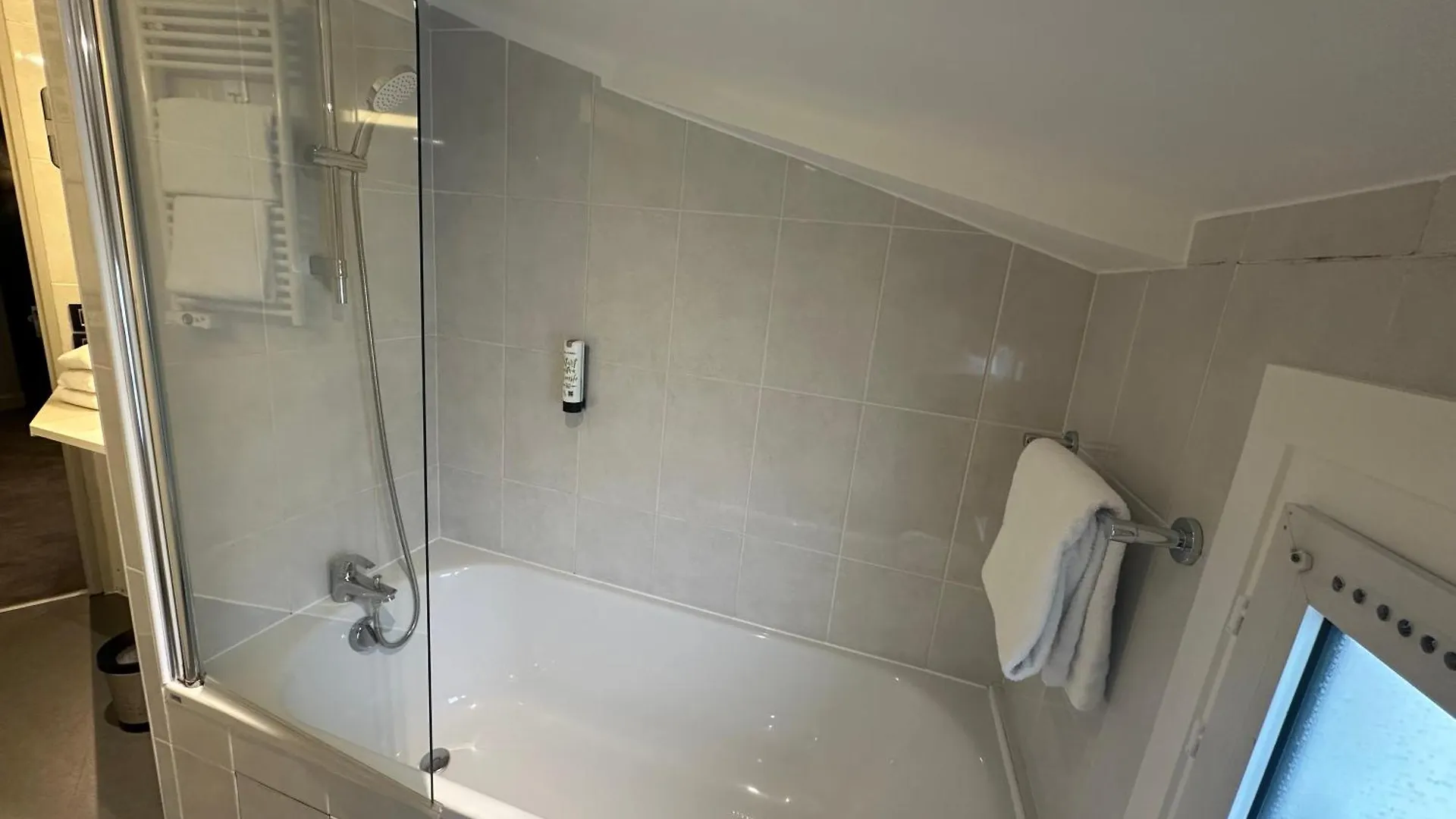 Best Western Empire Elysees Paris 3*,  France